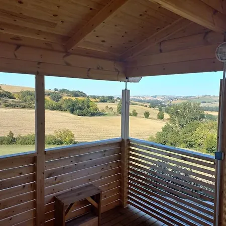Vue Exceptionnelle Et Sauna A 1h De Toulouse. *